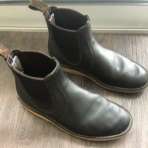 Redwing Weekender Chelsea Boot